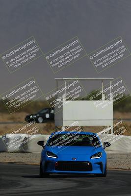 media/Mar-06-2025-Doghouse Garage (Thu) [[744e530cb1]]/2-Intermediate Group/Session 5 (Turn 16)/